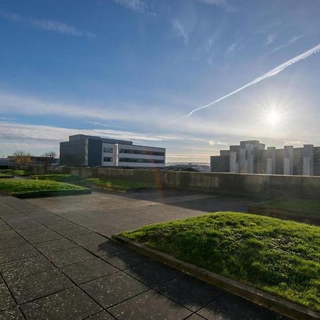 Modern 2 Bed Apartment, Next To Hydro And Secc! Glasgow Extérieur photo